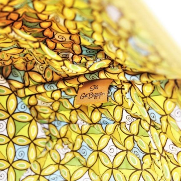 She's Got Baggage Large Yellow Print Multi-Pocket Sunflower Tote Bag - Picture 15 of 16